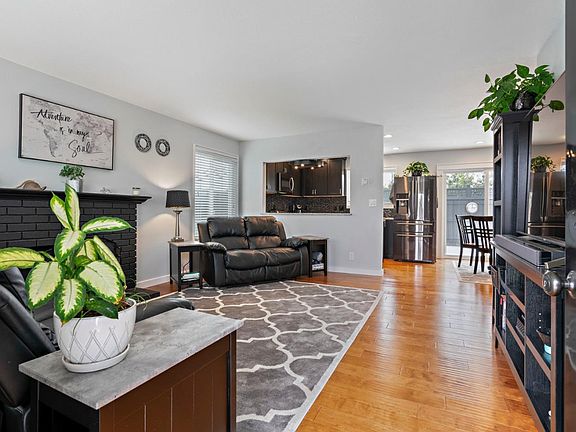 5th image of 1502 Spinnaker Ln