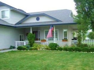 2719 S Velvet Falls Way, Meridian, ID 83642