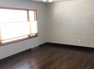 315 W 12th Ave, Mitchell, SD 57301