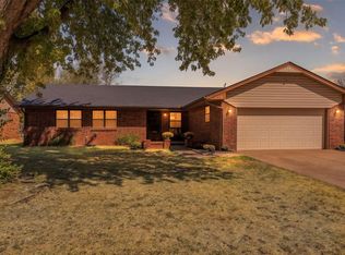1119 W Johnathan Way, Mustang, OK 73064