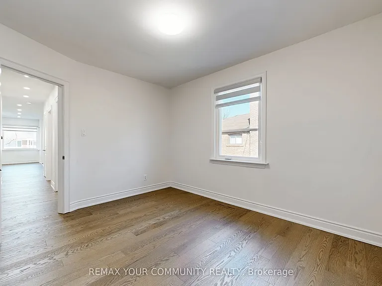 135 Searle Ave — Photo 17