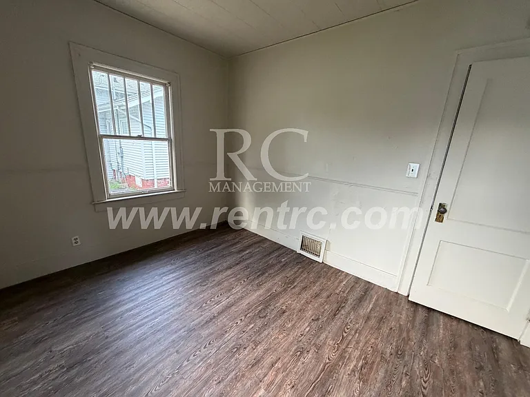 1210 Sherman St — Photo 14