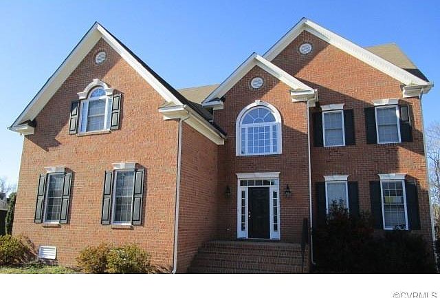 1st image of 905 Hillcrest Farms Dr