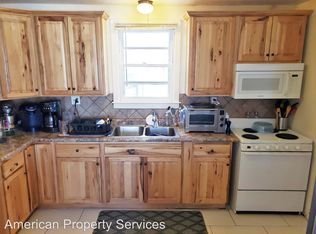 1729 Casement Rd, Manhattan, KS 66502