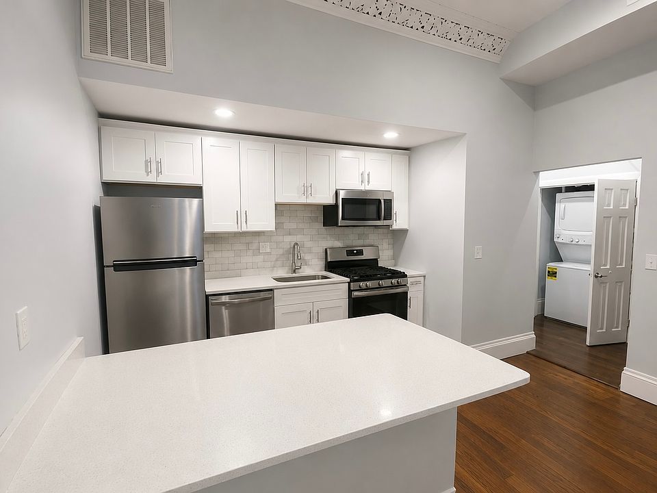 1st image of 475 Massachusetts Ave #2A