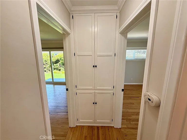 517 Blossom Ln — Photo 15