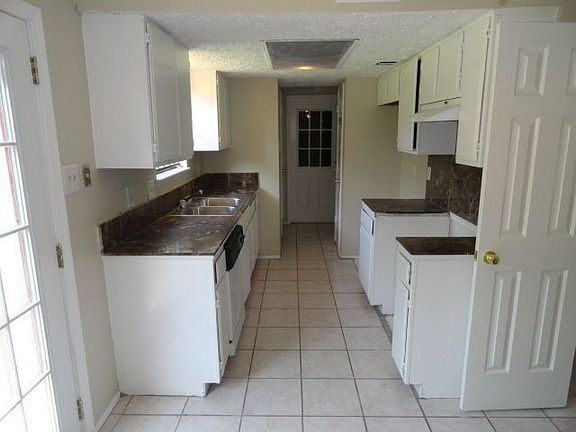 3rd image of 5319 Danfield Dr