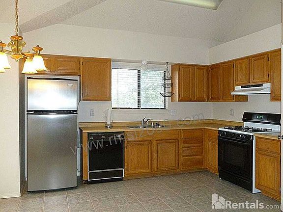 3rd image of 7101 Keel Ave NW