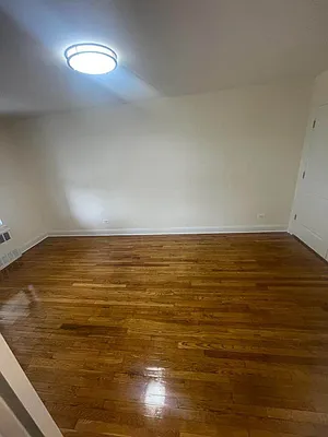 Rented by Contact Realty | media 4