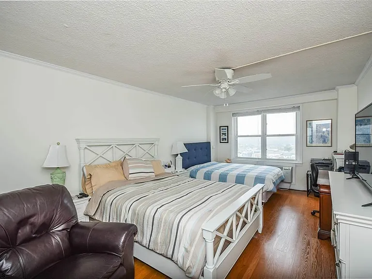 9400 Atlantic Ave #1116 — Photo 9