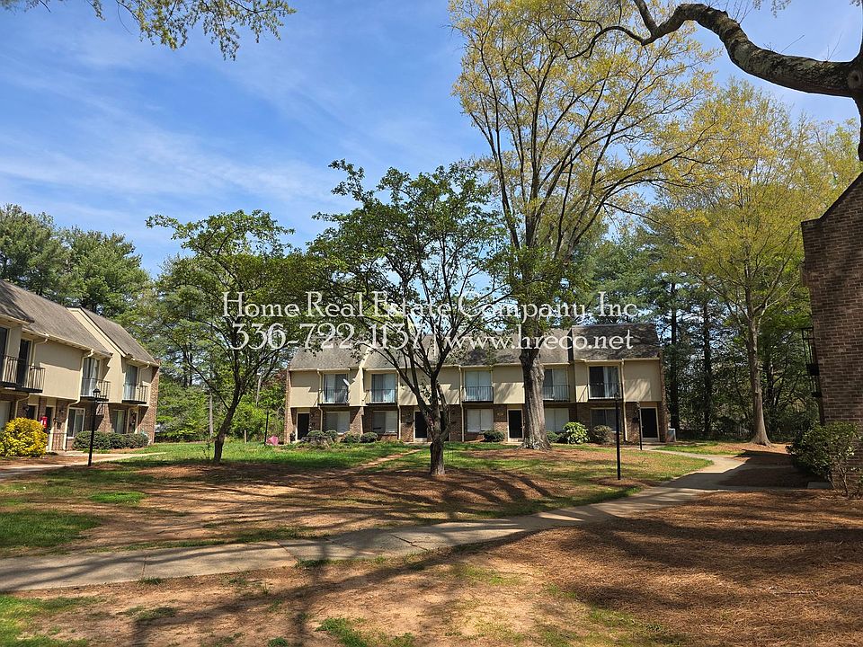 1st image of 1449 Brookwood Dr APT A