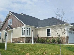 108 Copperstone Ct, Millersville, PA