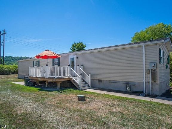 2nd image of 10 Caroline Dr