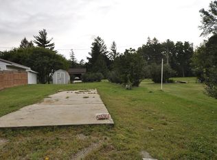 106 4th Ave NE, Dodge Center, MN 55927