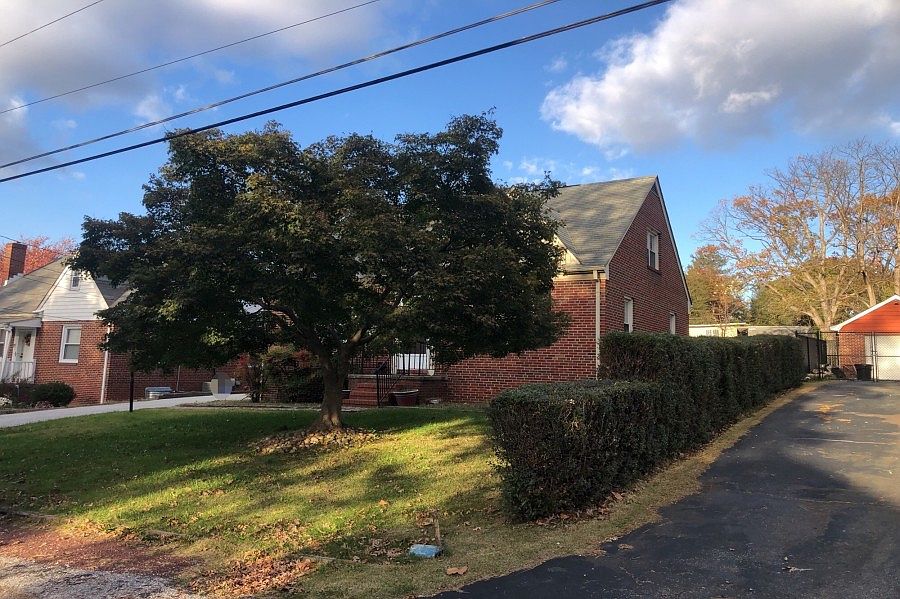2nd image of 1118 Rosedale Ave