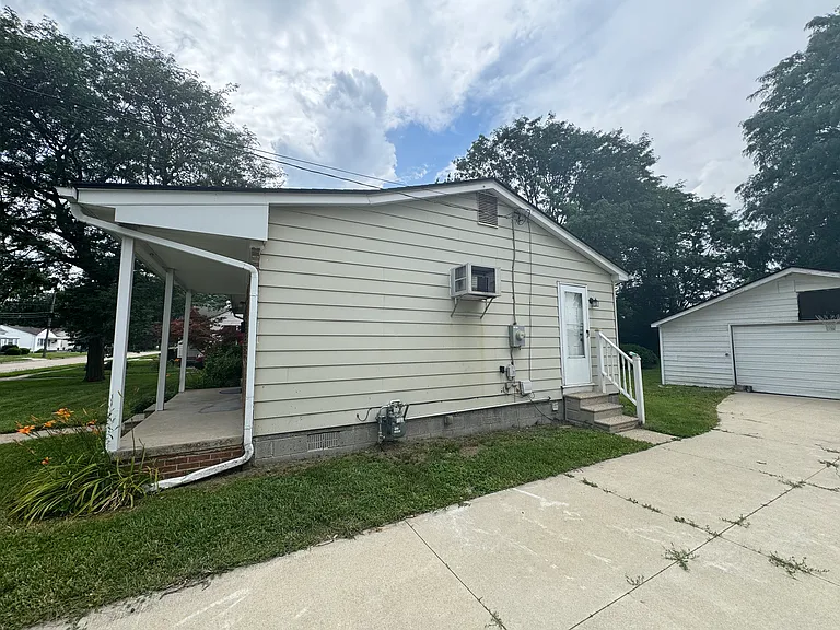 11551 Metter Ave — Photo 17