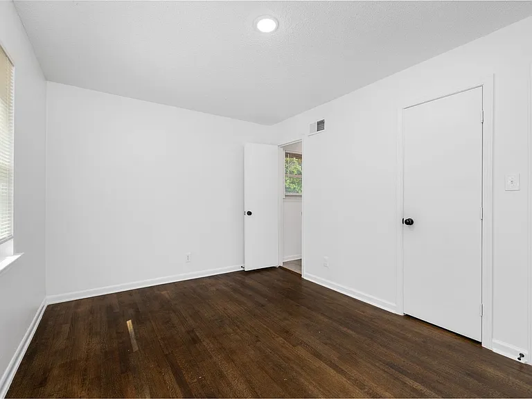 1860 Brookhaven Dr — Photo 19
