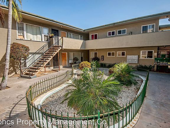 4th image of 3155 W Geneva St #8