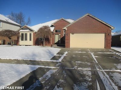 15919 Howard Dr, Macomb, MI, 48042