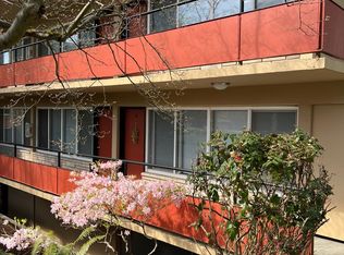 10 Blaine St APT 4, Seattle, WA 98109