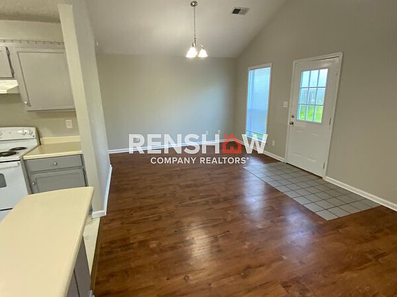 2nd image of 642 Gibson Rd