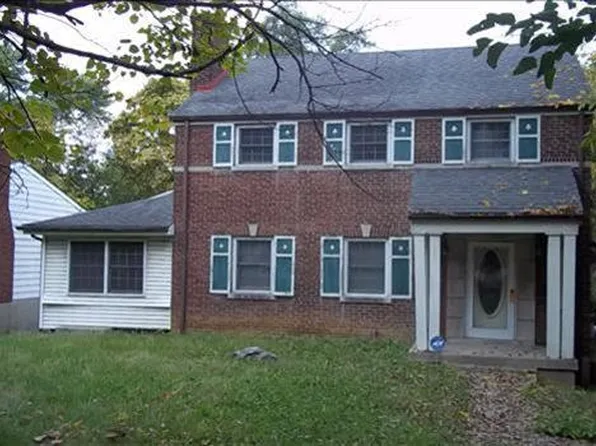 5161 Paddock Rd, Cincinnati, OH 45237
