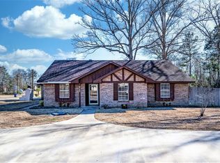 417 Greenwood Dr, Livingston, TX 77351