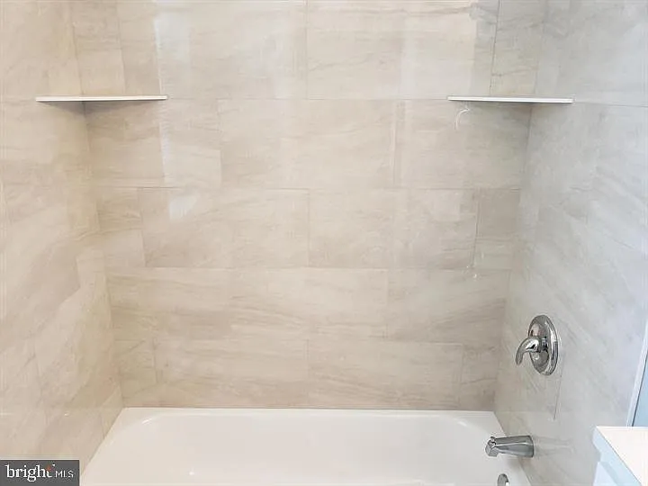 430 S Bond St — Photo 20