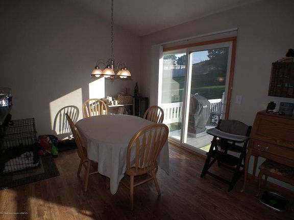5th image of 1327 Eastbury Dr