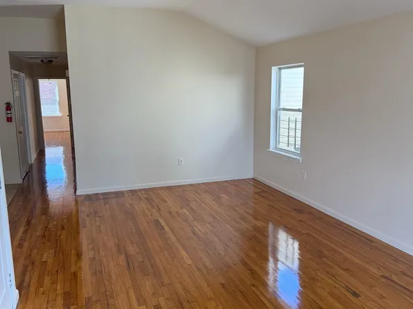 99 Fulton Avenue image 2 of 15