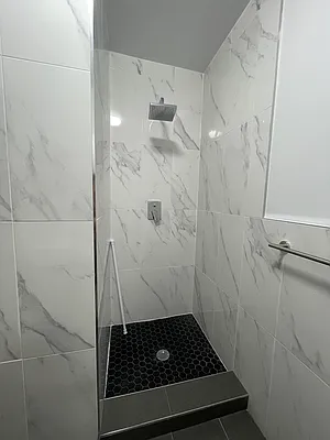 Rented by Olympic CIty Real Estate | media 20