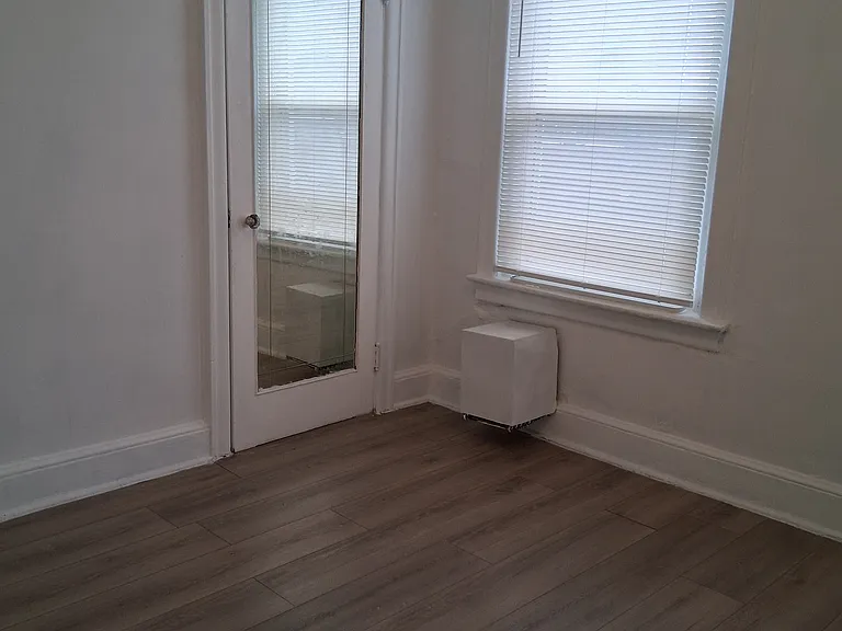 3524 Kensington Ave #3 — Photo 9