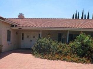 19801 Gresham St, Northridge, CA 91324