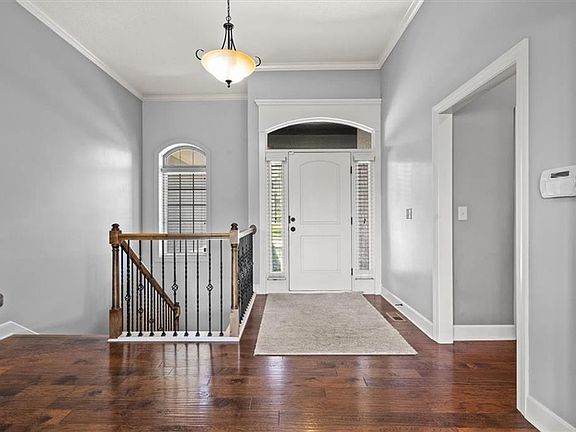 3rd image of 14934 S Turnberry St