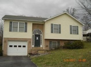 103 Providence Dr, Winchester, VA 22602