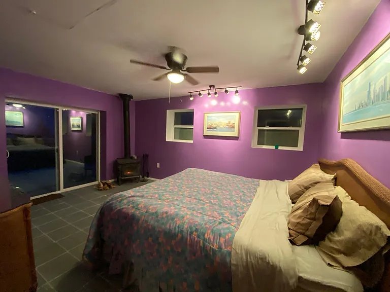 Bedroom, winter