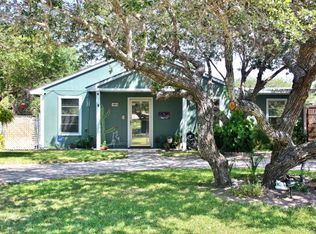 841 S 11th St, Aransas Pass, TX 78336