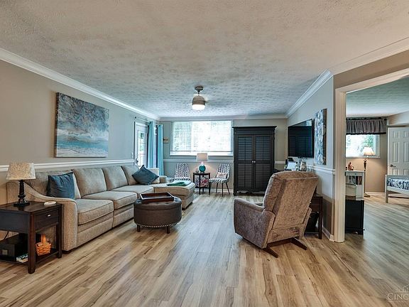5th image of 9801 Regatta Dr Unit 107