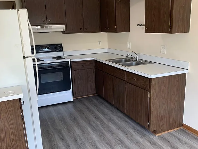 45864 Cass Ave #2 — Photo 3