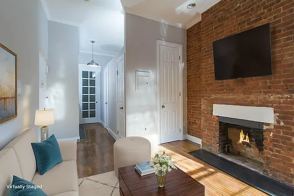 Rented by REAL New York | media 2