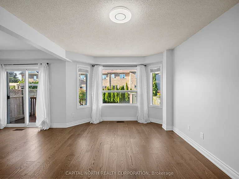 86 Breeze Dr — Photo 5