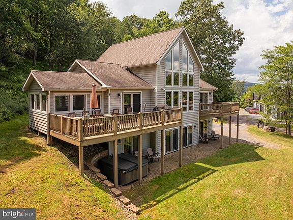 4th image of 139 Overlook Ridge Dr