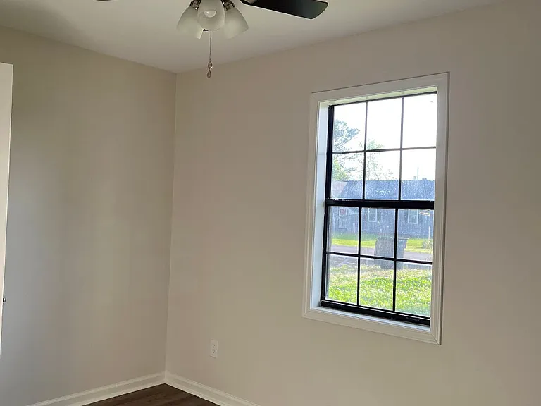 820 Smith Ave — Photo 13