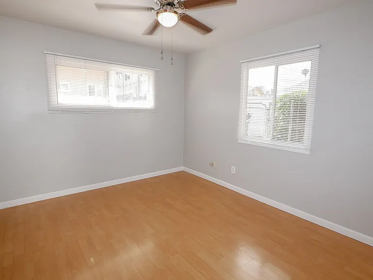 2924-2932 Suncrest Dr — Photo 13