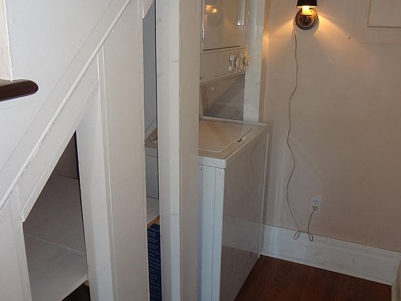 4th image of 1385 W Michigan Ave APT 1