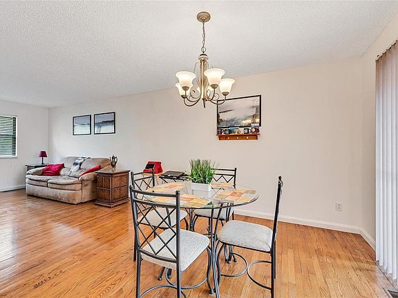 5th image of 59 Muir St