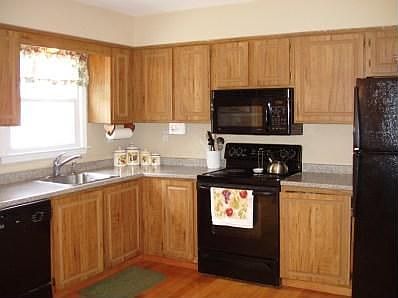 3rd image of 1 Meadowlark Dr