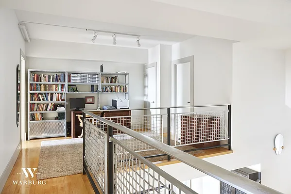 Sold by Warburg | media 20