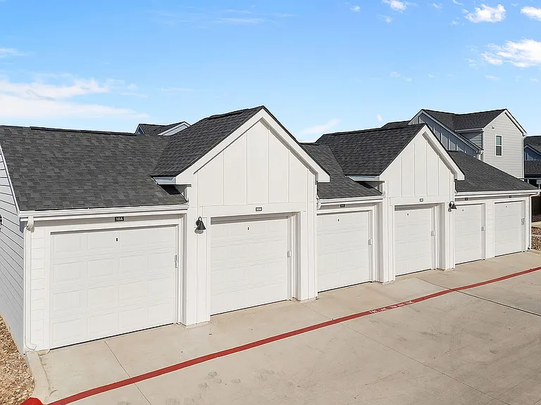 YardHomes Spring West