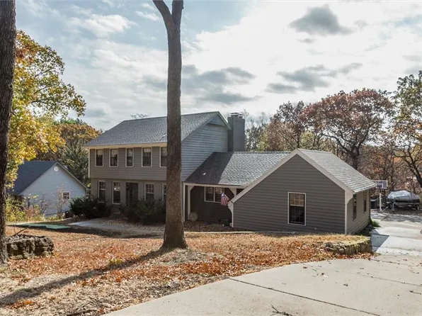 14109 W 48th Ter, Shawnee, KS 66216